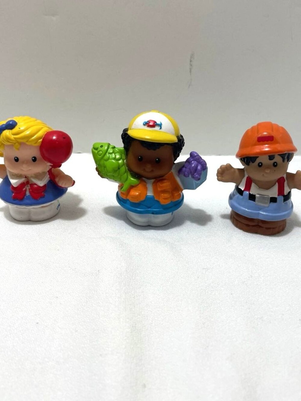 Fisher Price Little People Lot of 11 Figures Various Diverse Classic Retro - Picture 6 of 6